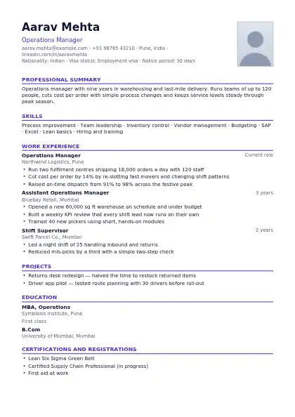 Gulf Photo resume template — single-column, photo, purple accent