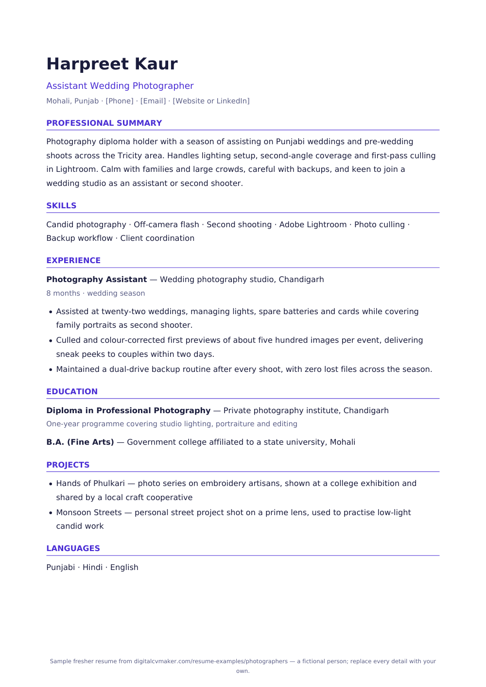 Sample fresher photographer resume (page 1)